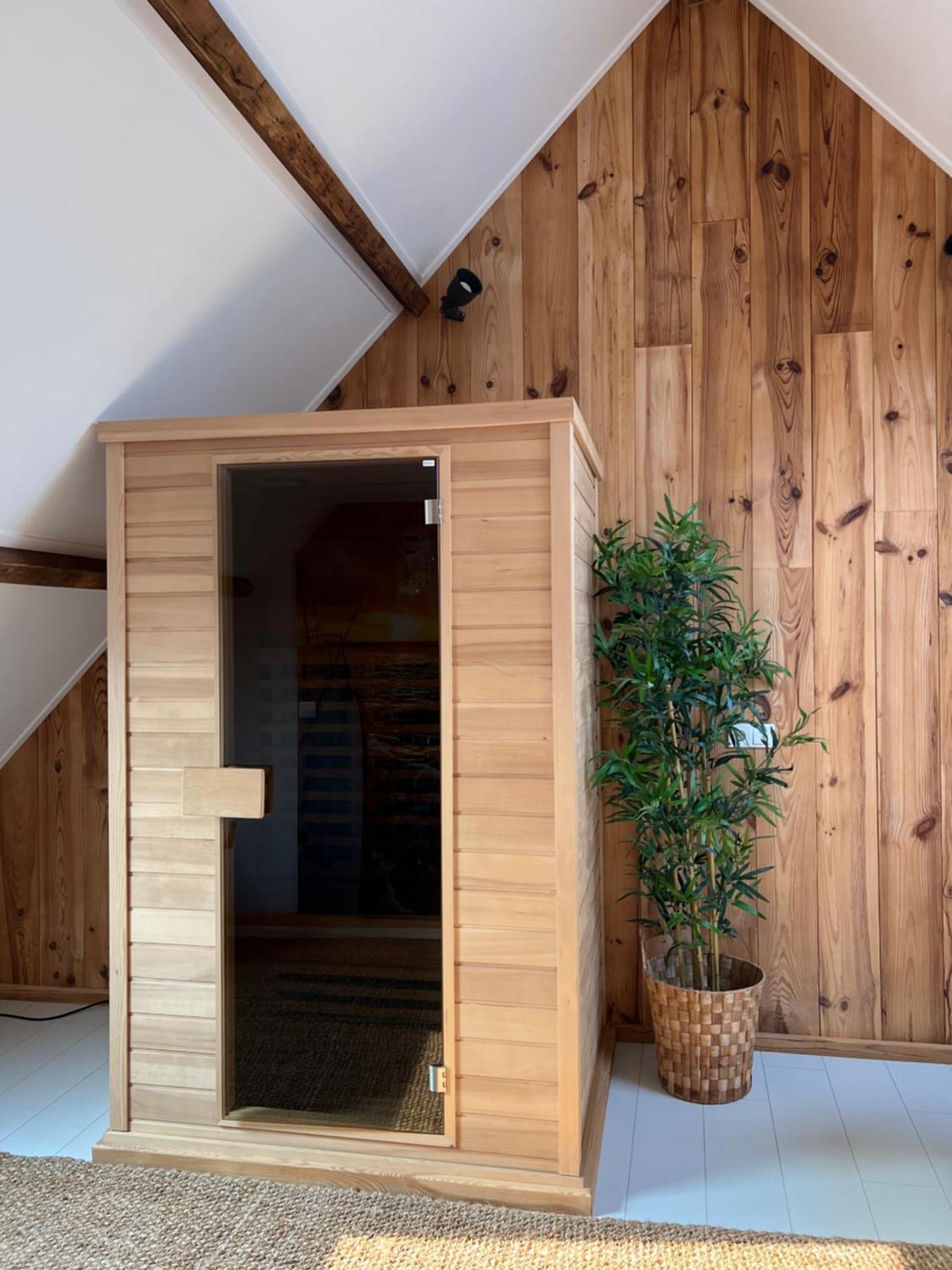 B & B 'Droom In De Polder De Suite Met Prive Sauna อาร์เนอโมเดน ภายนอก รูปภาพ